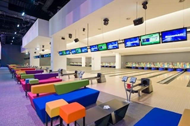 Sky BOWLING im Rahmen von Arena Centar, Zagreb